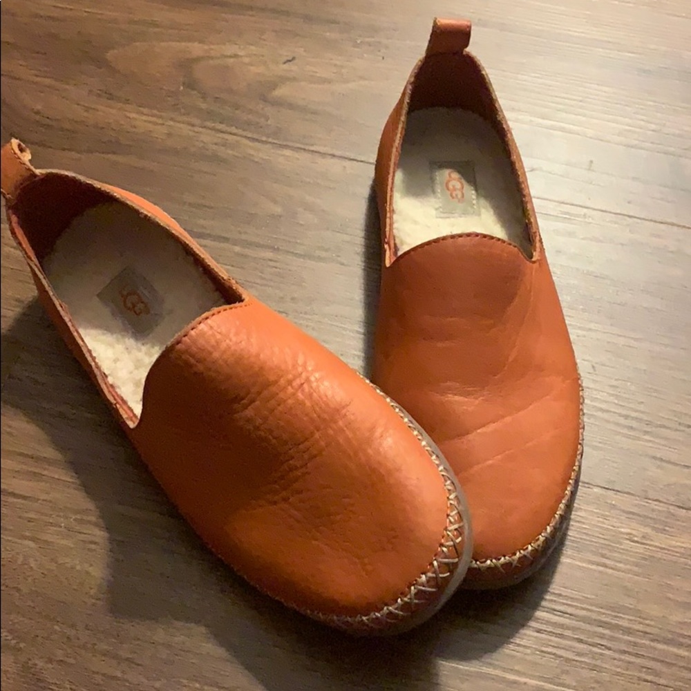 UGG Flat Shoes !